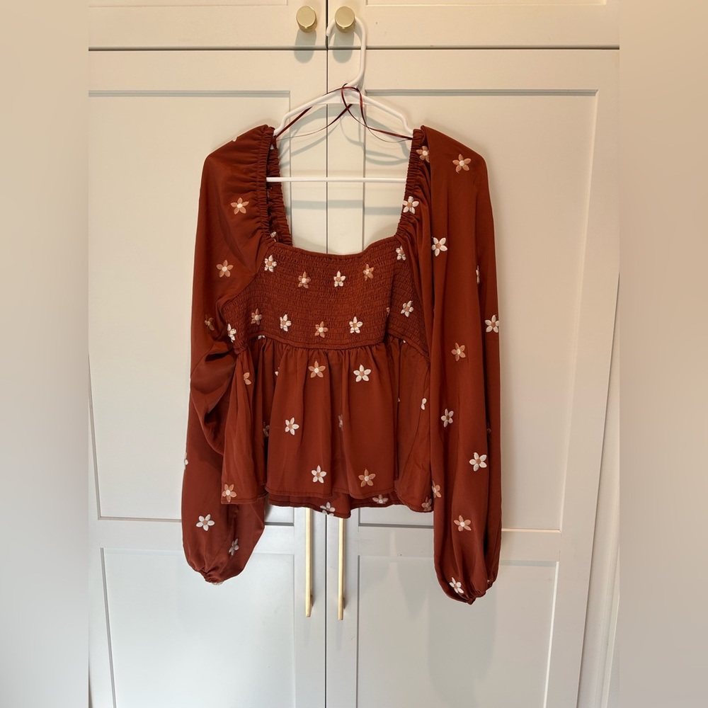 Altar’d State Bubble Sleeve Top size XL